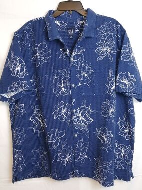 GAP Men's Blue Floral Short-Sleeve Button-Up Shirt - Relaxed Fit - XXL